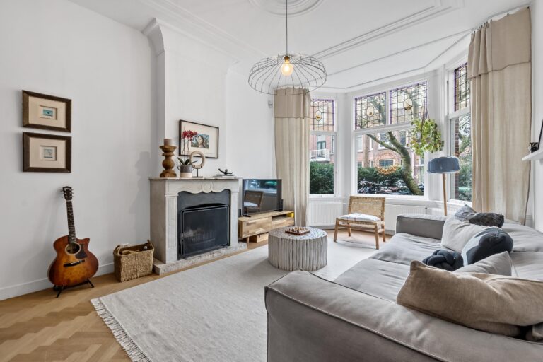 Ten Hovestraat 62, 'S-GRAVENHAGE
